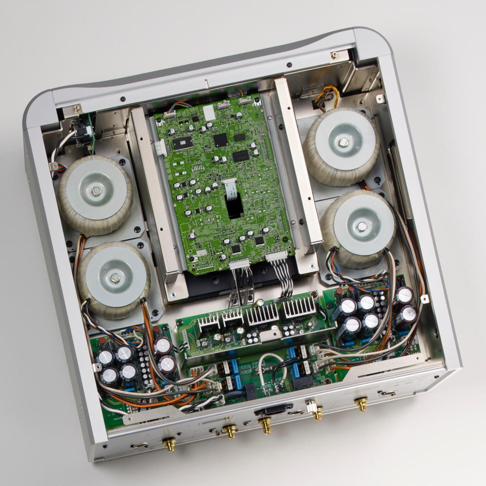 ESOTERIC - K-01XD SE��SACD/CD�ץ졼�䡼�ˡ��緿ESO�ѡ�e�աں߸�ͭ�ꡦ3��7�Ķ����Ǥ��Ϥ���ǽ���̳�ƻ����10�Ķ������������Բġˡ�