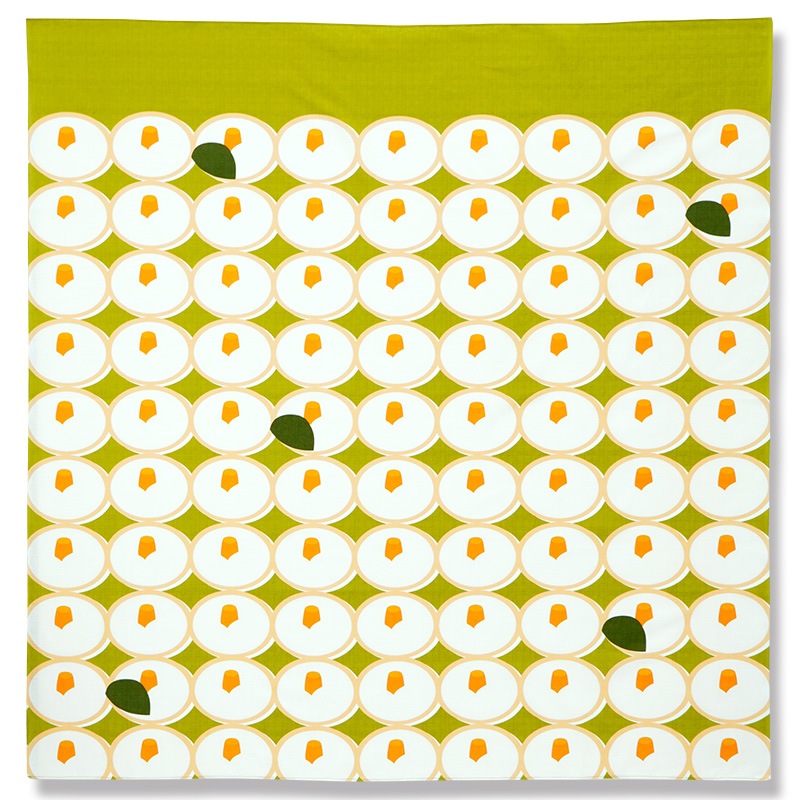 大風呂敷「帯椿」