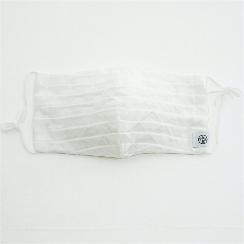 シルクマスク 「鱗」（ホワイト）