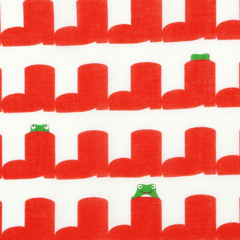 ガーゼ90cm「雨靴とカエル」（オフホワイト/レッド）