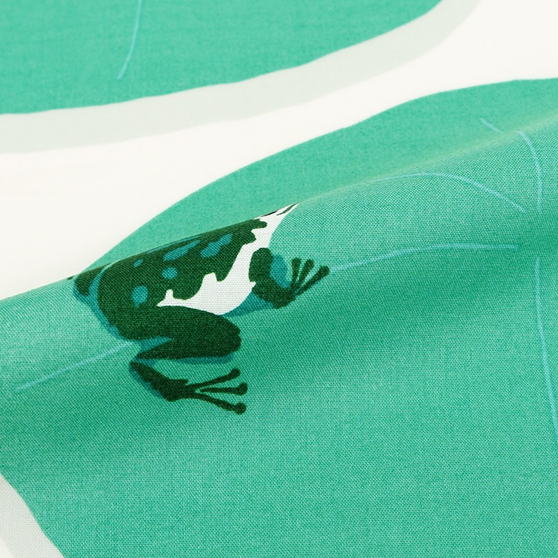 てはん「睡蓮に蛙」（上）