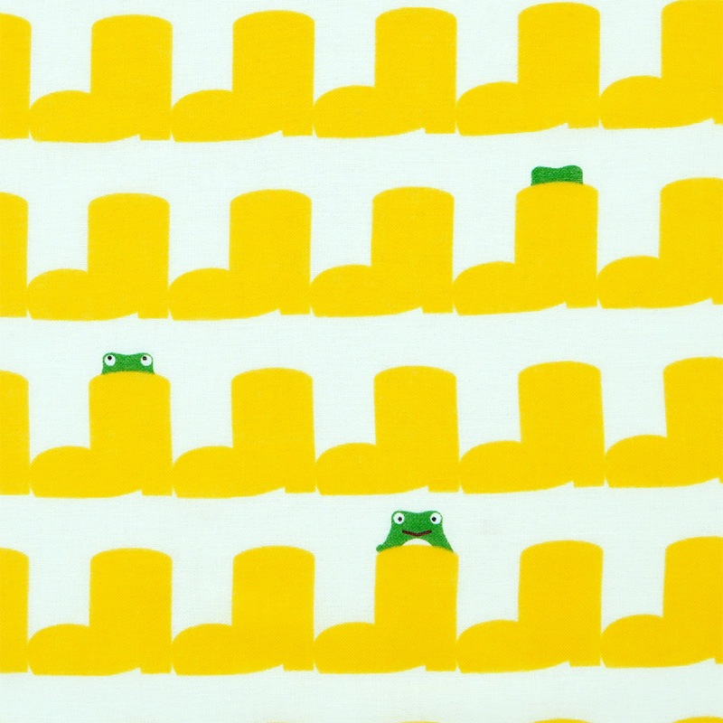 ガーゼ180cm「雨靴とカエル」（オフホワイト/イエロー）