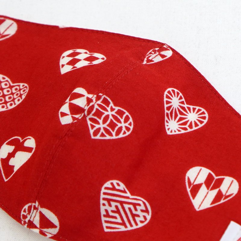 手ぬぐい立体マスク こども用「ラブリ紋」（レッド/ホワイト）