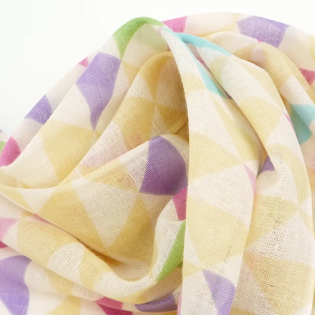 ガーゼ180cm「鱗」（ピンク）