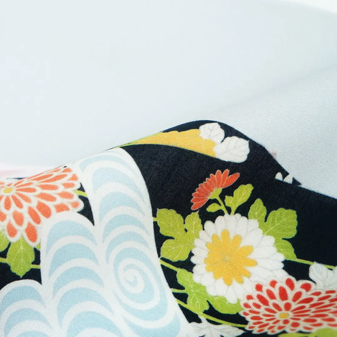 手ぬぐい「舞妓さんの後ろ姿」（化粧箱付き）※米国産海島綿使用　※100枚限定