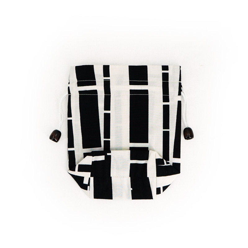 マチ付き巾着「竹」（ブラック） | 永楽屋の袋物 | 永楽屋