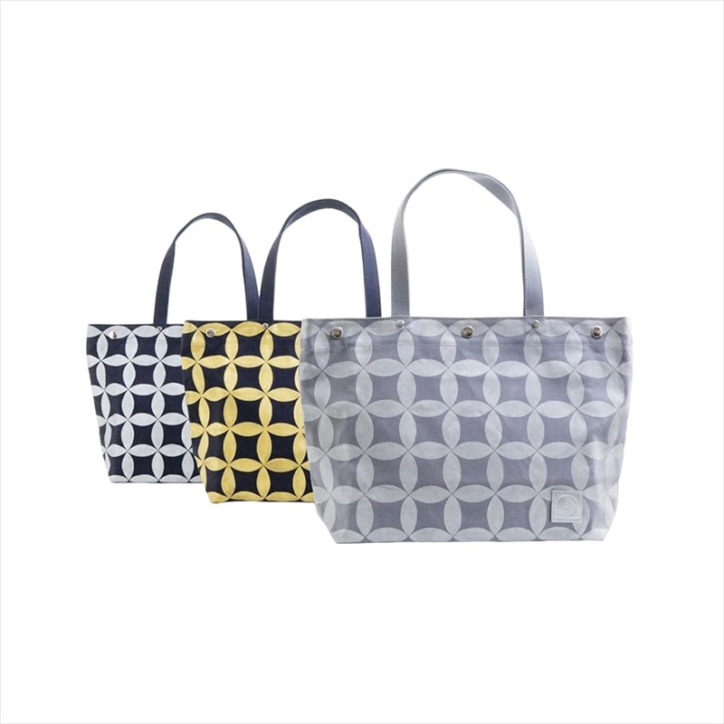 樂しい鞄 「A4横長トート」（七宝柄）