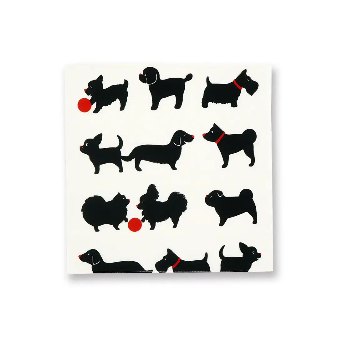 てはん「Dogs」（オフホワイト）