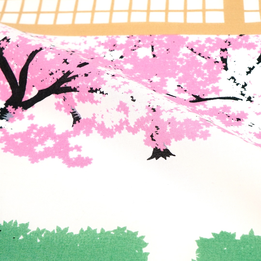 てはん「春の舞妓さん」（桜）