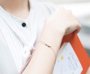 ニューヨークstyle (プラチナ) ネームブレスレット