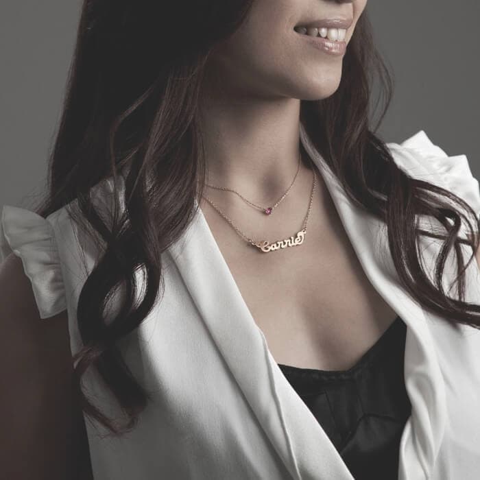 キャリーstyle（K18ホワイトゴールド）ネームネックレス