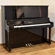 YAMAHA YU5