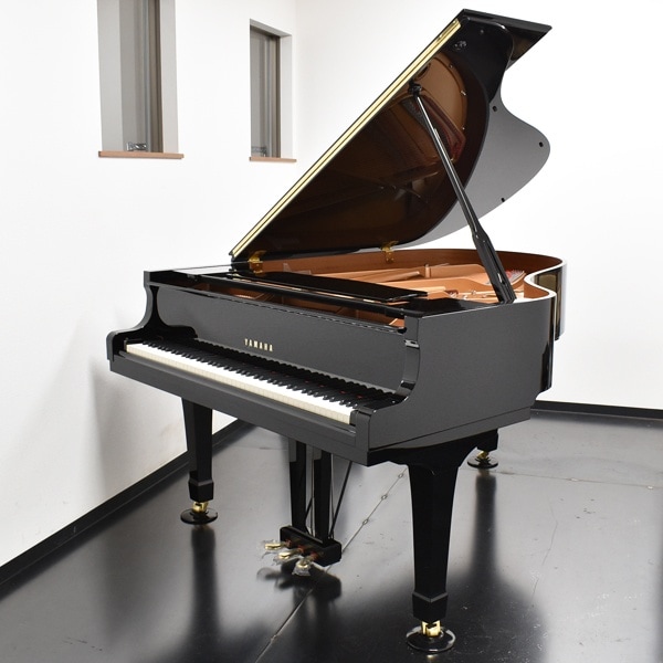 YAMAHA　C3 　中古　リニューアル済み 