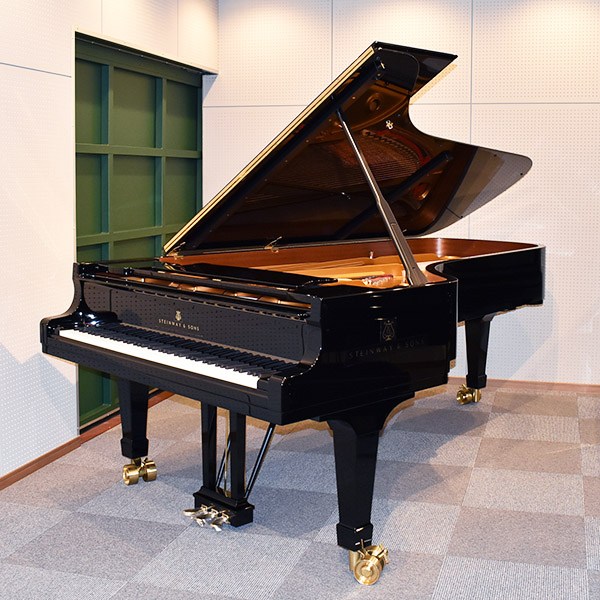 STEINWAY & SONS 　D-274