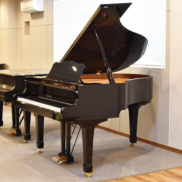 YAMAHA C2 中古　リニューアル済み 