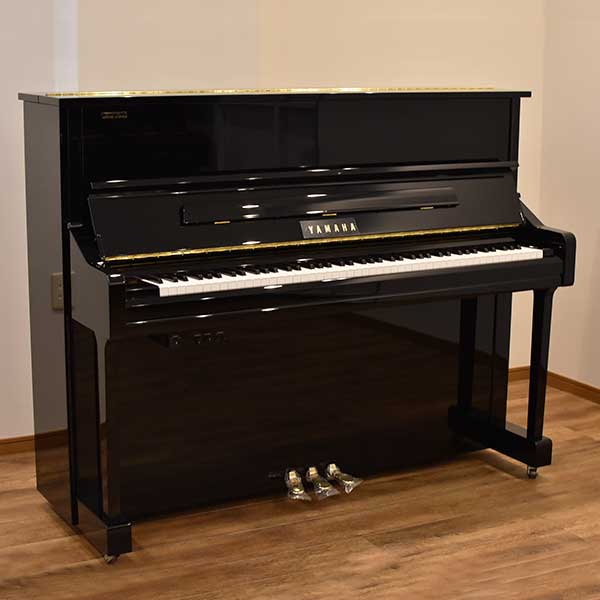 YAMAHA YU11SD サイレント 中古　リニューアル済み 