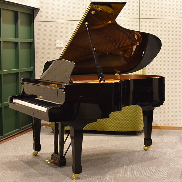 YAMAHA S4B 中古　リニューアル済み 