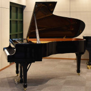STEINWAY & SONS 　B-211
