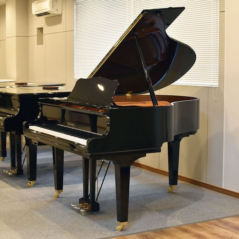 YAMAHA GC1SG 中古ピアノ リニューアル・調整中 