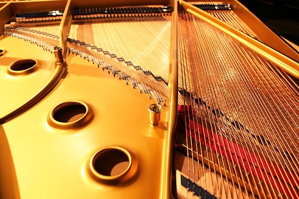 STEINWAY & SONS 　A-188