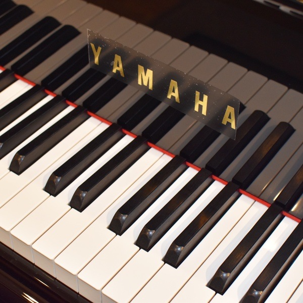 YAMAHA C3AE