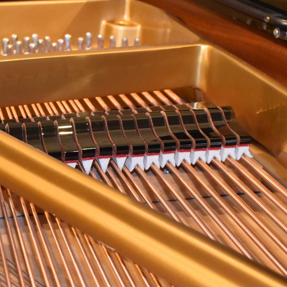 STEINWAY & SONS 　B-211