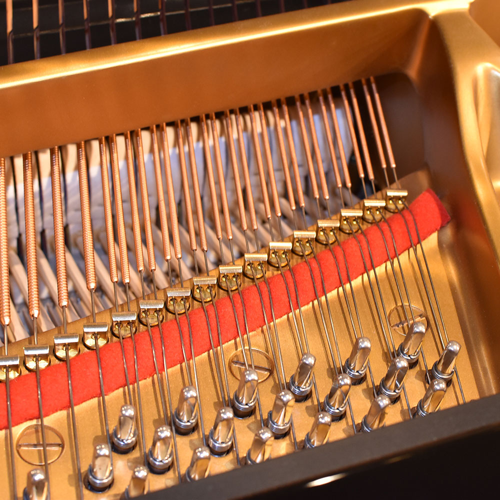 STEINWAY & SONS 　B-211