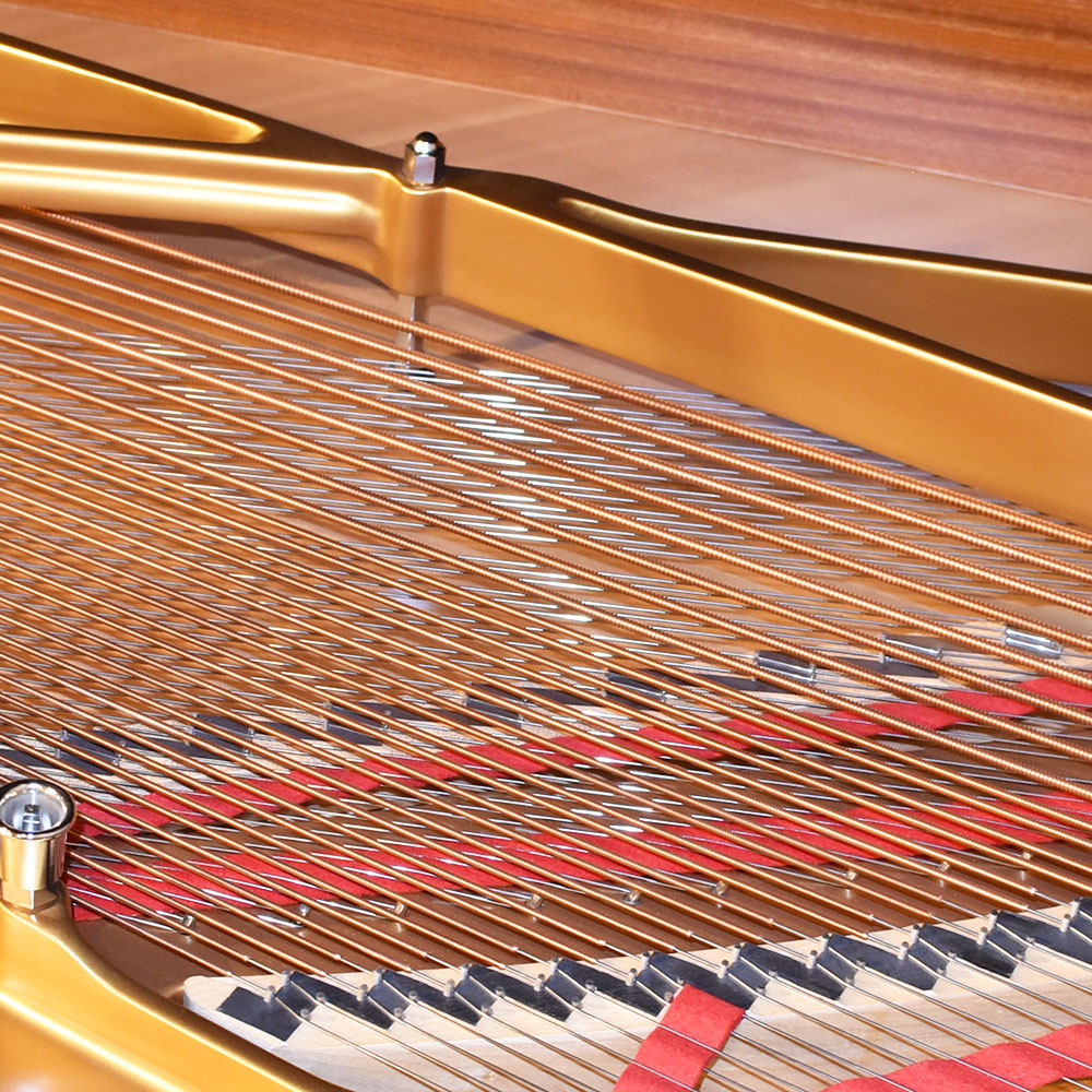 STEINWAY & SONS 　B-211