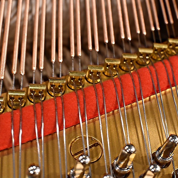 STEINWAY & SONS 　B-211