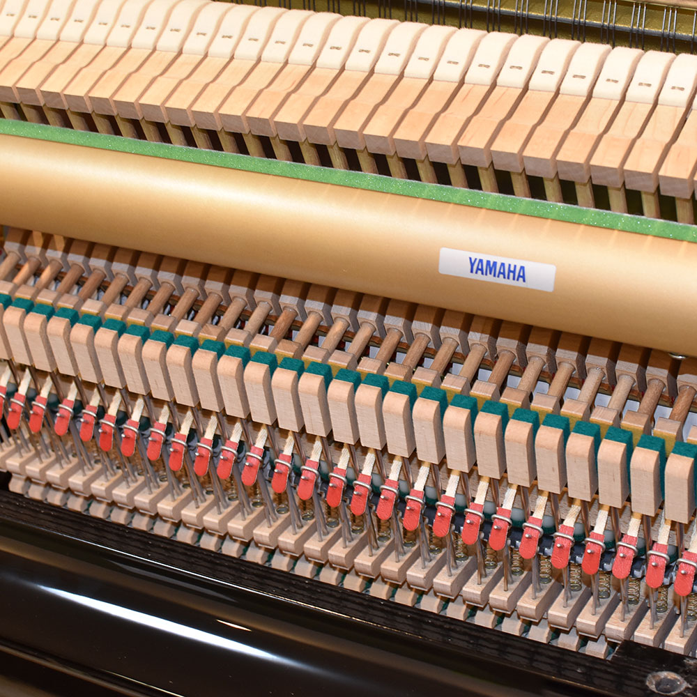 YAMAHA U100SX