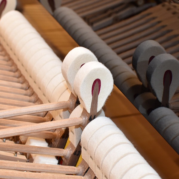 YAMAHA　C3LA　Artistic Edition