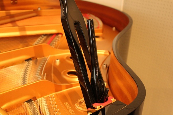 YAMAHA C1L