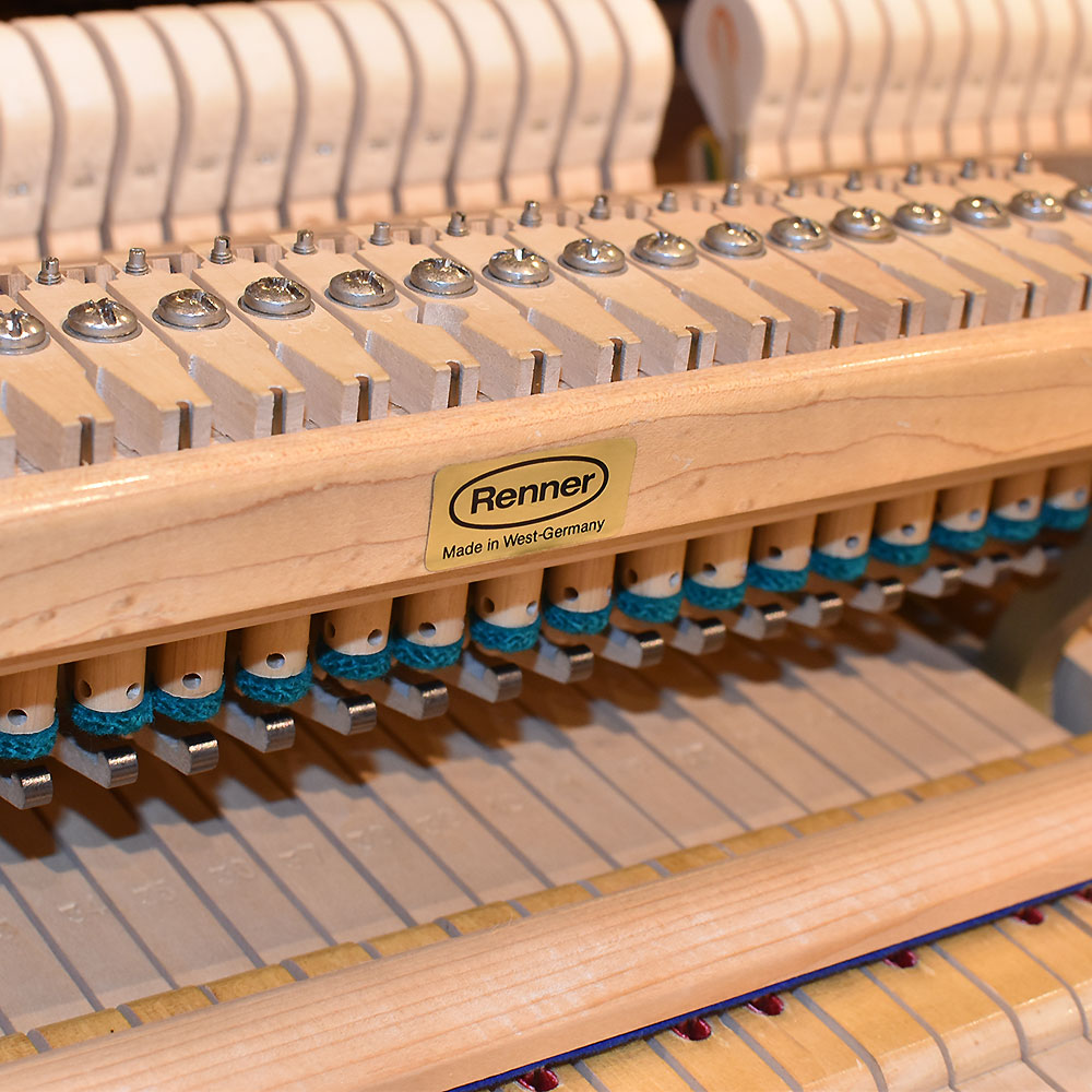 Bösendorfer Model 200