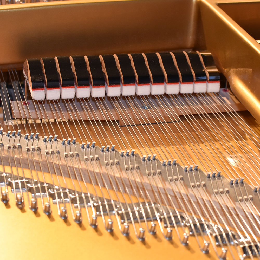 STEINWAY & SONS 　O-180