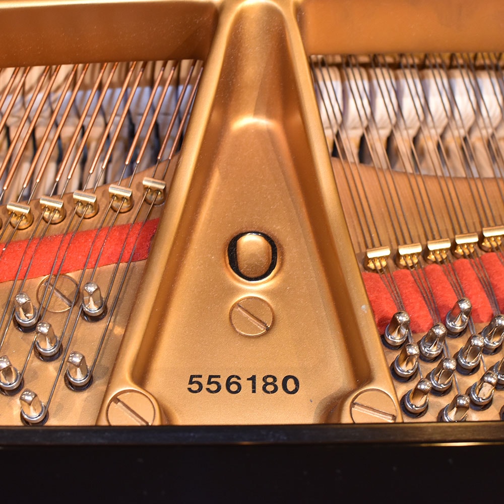 STEINWAY & SONS 　O-180