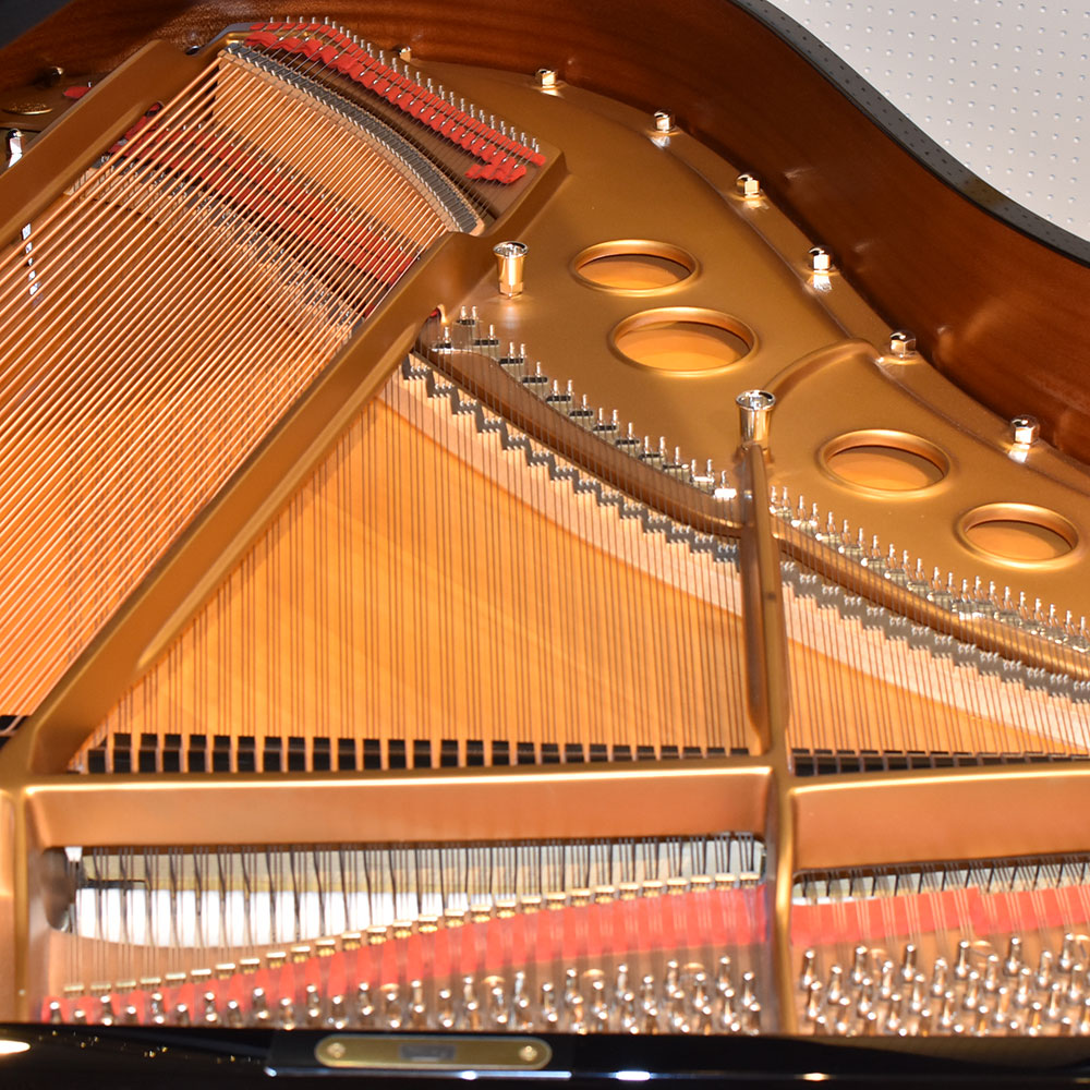 STEINWAY & SONS 　O-180