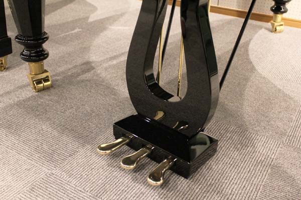 Bösendorfer ヨハンシュトラウスModel.200