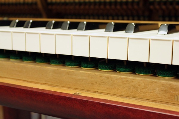 YAMAHA G2B アントニン・レーモンドモデル