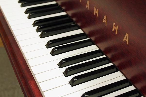 YAMAHA G2B アントニン・レーモンドモデル