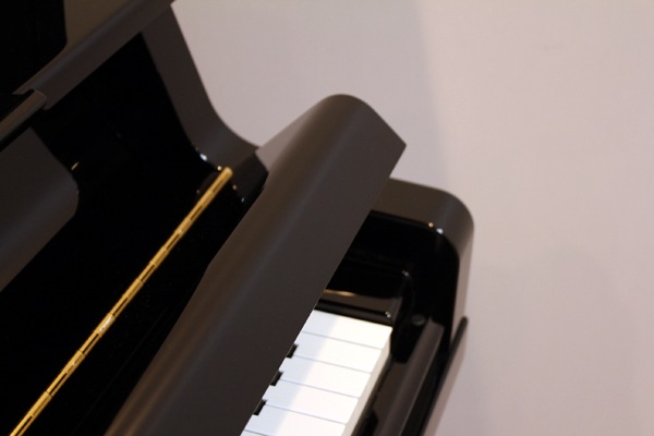 自動演奏ピアノ　ディスクラビアコントロールユニット　DKC-850 YAMAHA DKC-850 Disklavier Control Unit - Specs - Disklavier Pianos