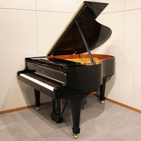 STEINWAY & SONS M-170
