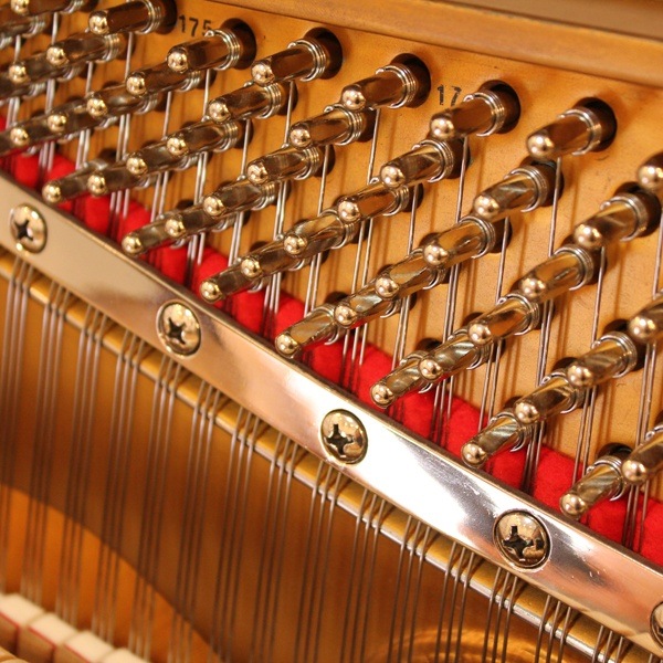 STEINWAY & SONS 　Z-114