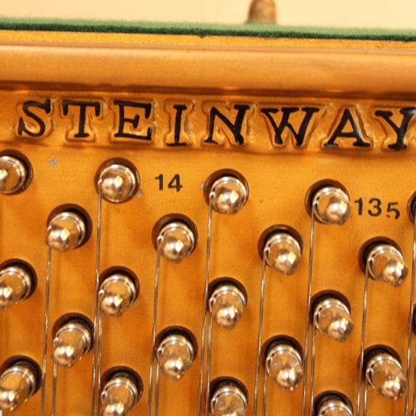 STEINWAY & SONS Z-114