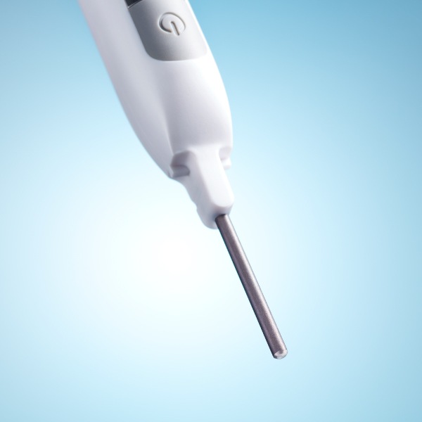 ソラデーリズム２（スノーホワイト） 音波振動式ソーラー歯ブラシ（株）シケン