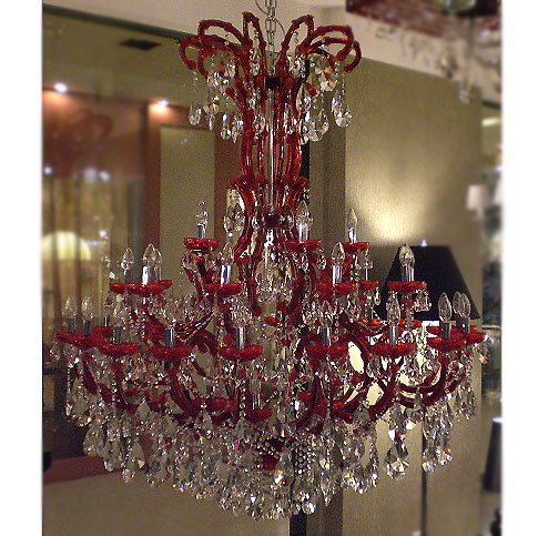 クリスタルレッドシャンデリア 40灯(W1500×H1700mm)