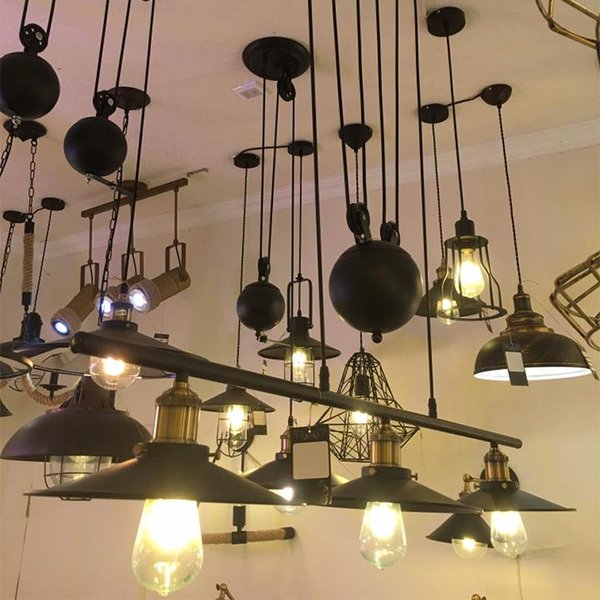 インダストリアルスタイル ペンダントライト 1台在庫有！】インダストリアル・スタイル ペンダントライト3灯(L900