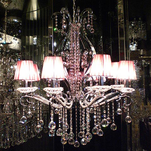 クリスタル・シェードシャンデリア 8灯(W800×H1400mm)