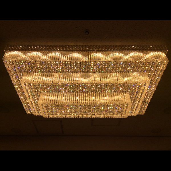 シーリング・ボールシャンデリア 40灯 クローム(W1500mm×H500mm×900mm)【3色切替LED電球付き】