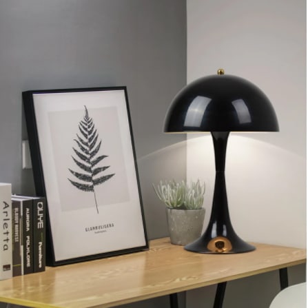 【リーズナブル】北欧スタイルデザイン照明 テーブルライト ブラック／ホワイト ( W250xH380mm) 