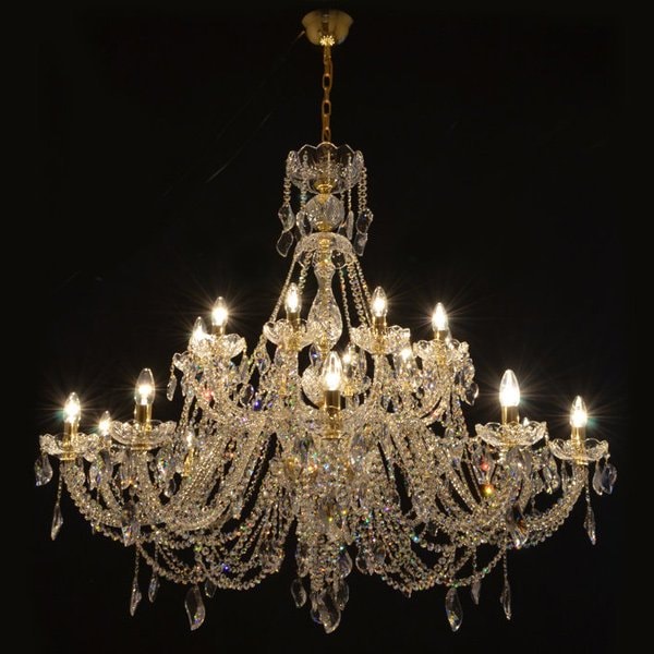 【値段交渉可】美品！ジャパンリンク貿易 クラシックスタイル シャンデリア 値段交渉可】美品！ジャパンリンク貿易 クラシックスタイル